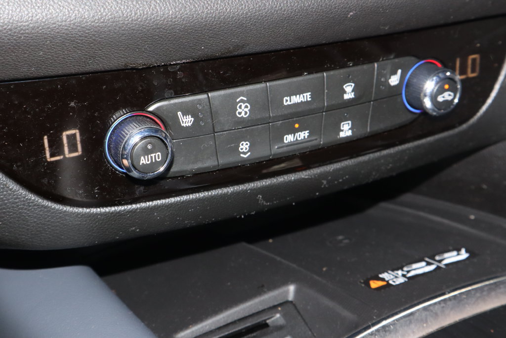 Used 2023 Buick Enclave Essence w/ LPO, Floor Liner Package FWD image 30