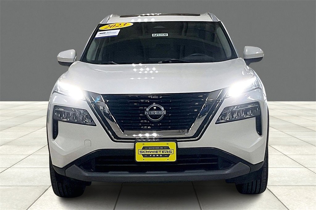 Used 2023 Nissan Rogue SV w/ SV Premium B Package image 6