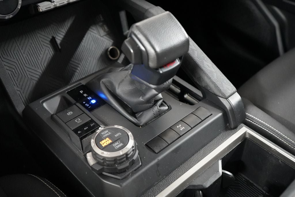 Used 2024 Toyota Tacoma TRD Off-Road AWD/4WD image 28