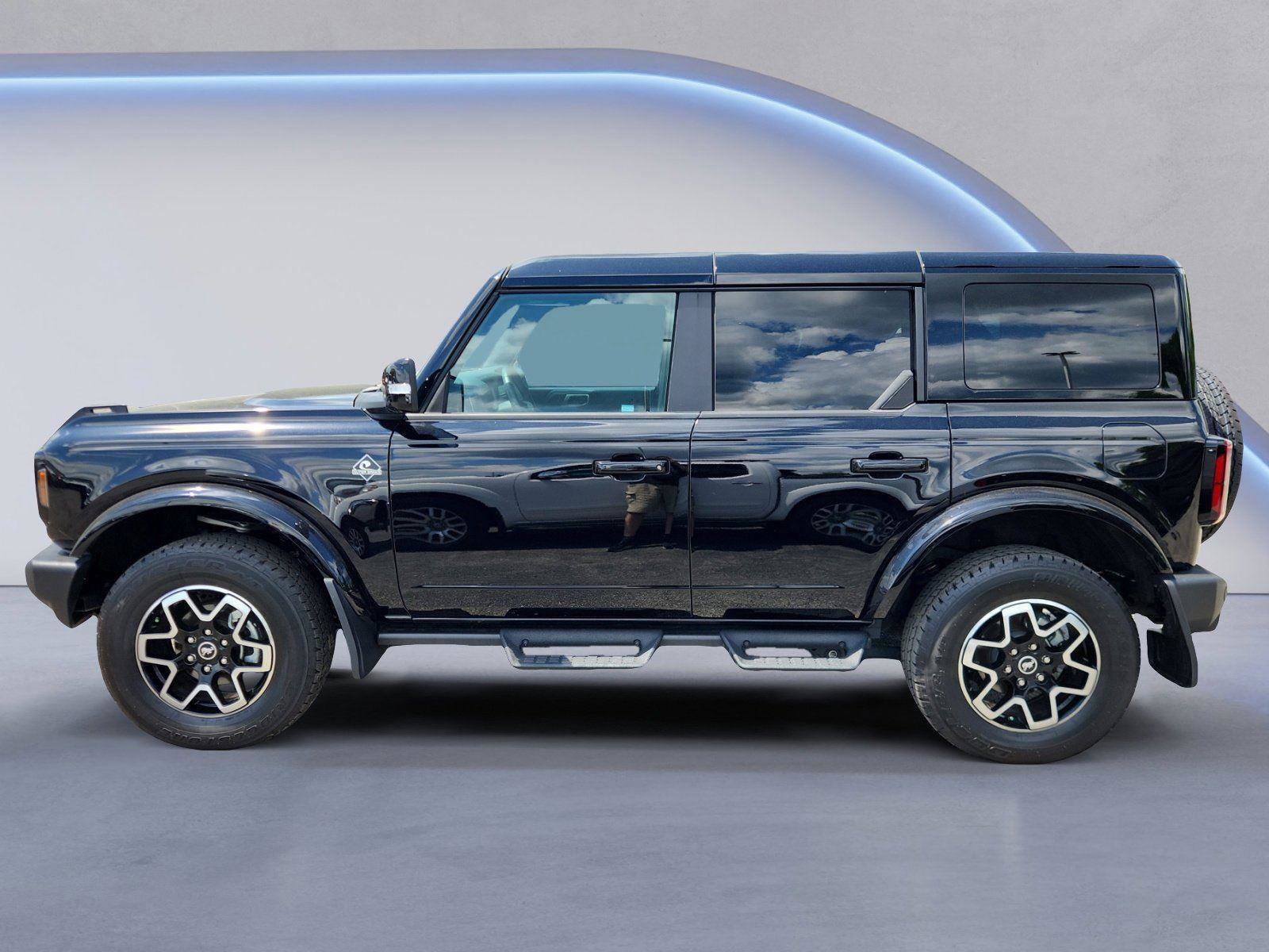Certified 2024 Ford Bronco Outer Banks AWD/4WD image 6