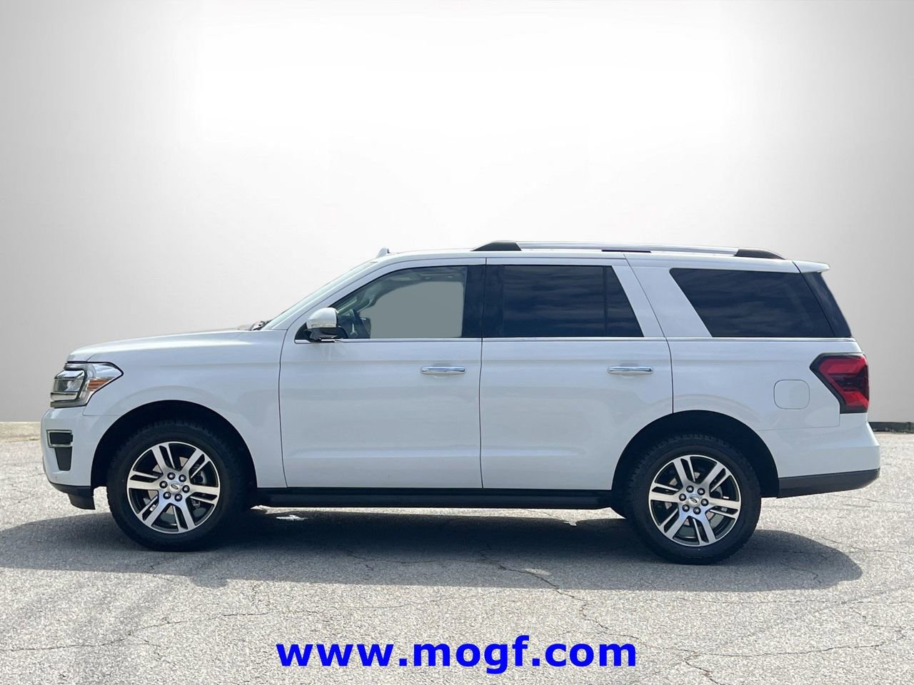 Certified 2024 Ford Expedition Limited AWD/4WD image 27