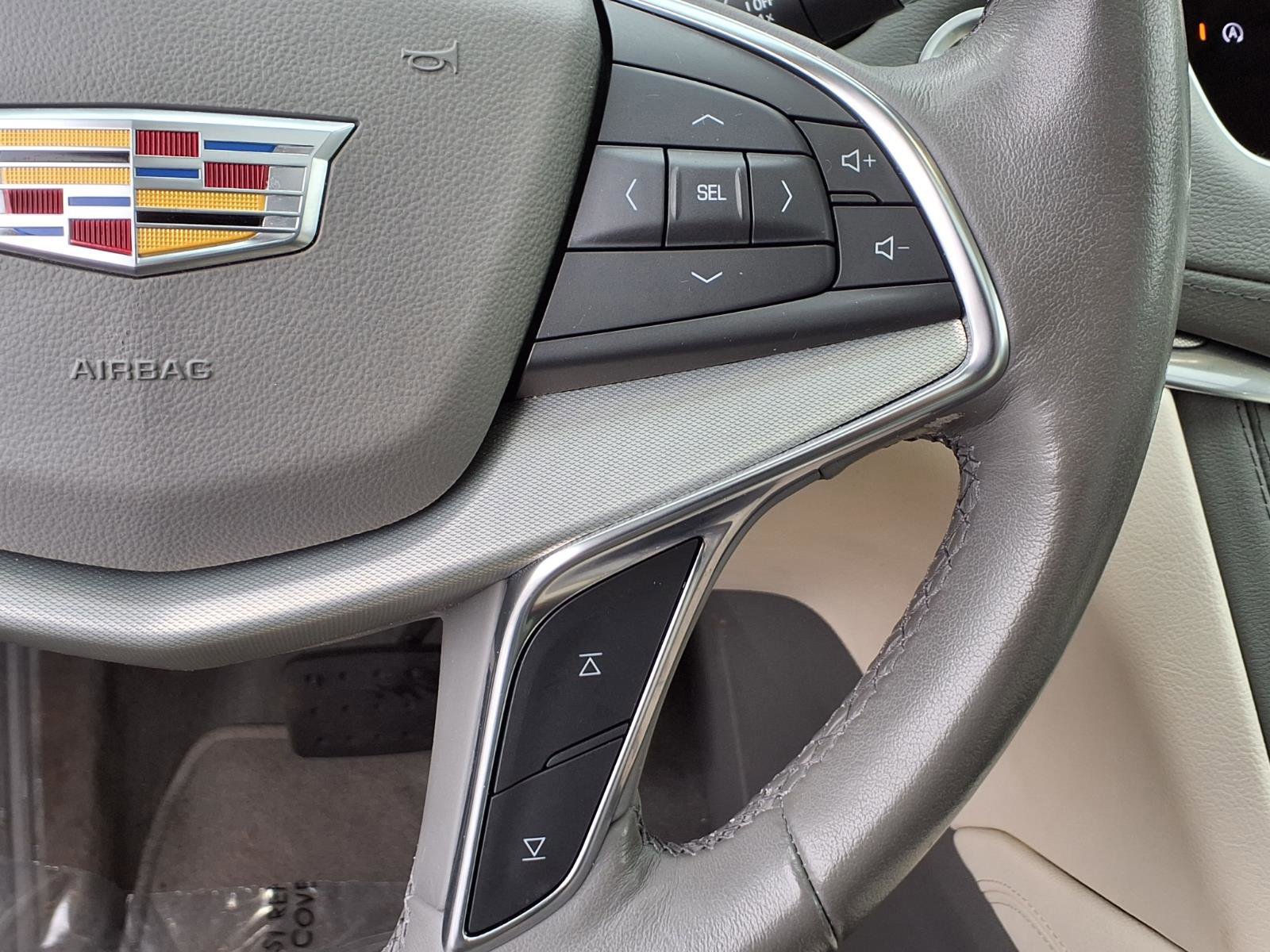 Used 2023 Cadillac XT5 Premium Luxury image 26