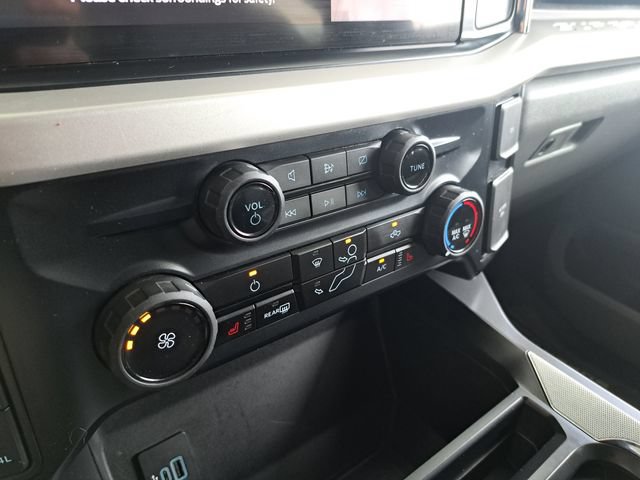 Certified 2024 Ford F250 XLT w/ Black Appearance Package AWD/4WD image 12