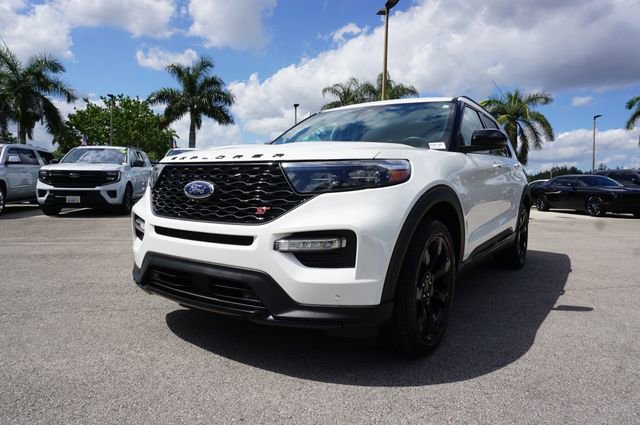 Certified 2024 Ford Explorer ST w/ Equipment Group 401A AWD/4WD image 24