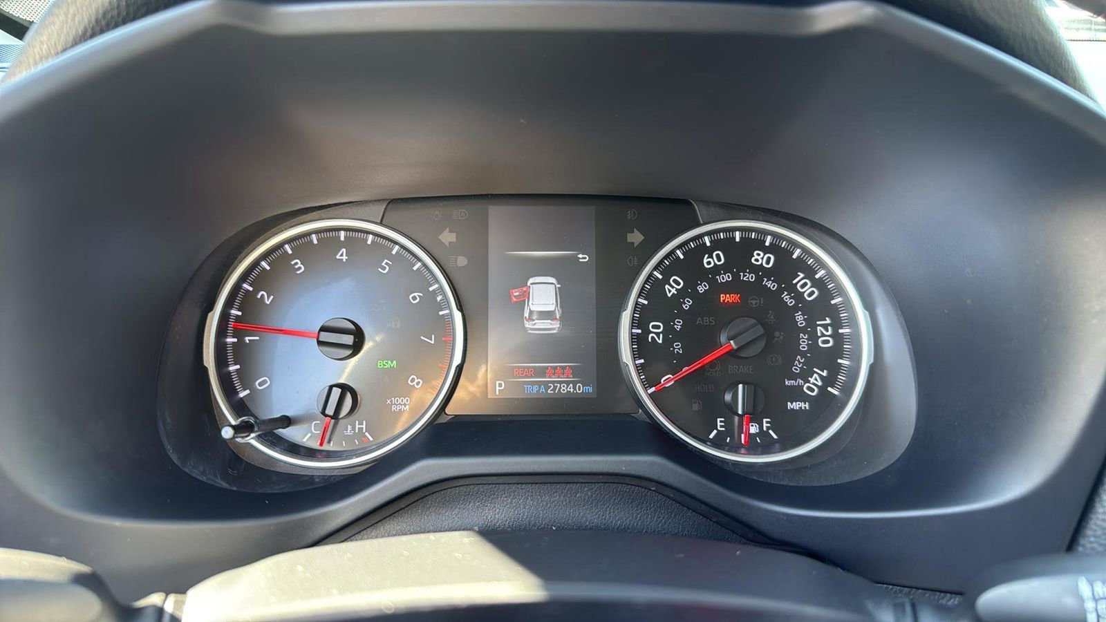 Used 2021 Toyota RAV4 XLE Premium image 14