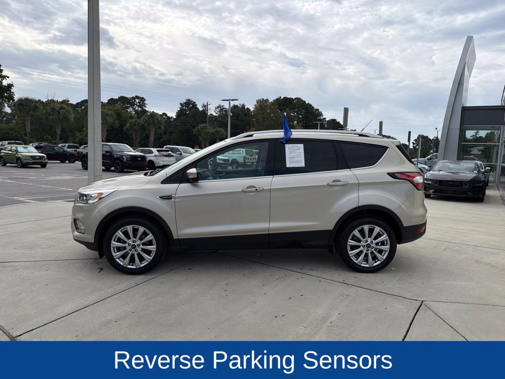 Certified 2017 Ford Escape Titanium FWD image 4