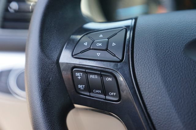 Certified 2018 Ford Explorer FWD image 24