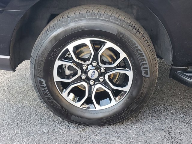 Certified 2024 Ford Expedition XLT image 7