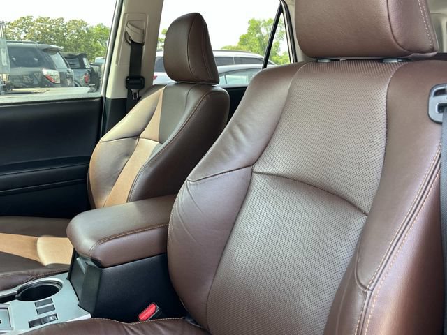 Used 2023 Toyota 4Runner Limited AWD/4WD image 31