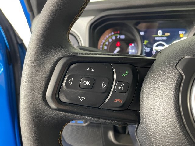 Used 2024 Jeep Wrangler Unlimited AWD/4WD image 10
