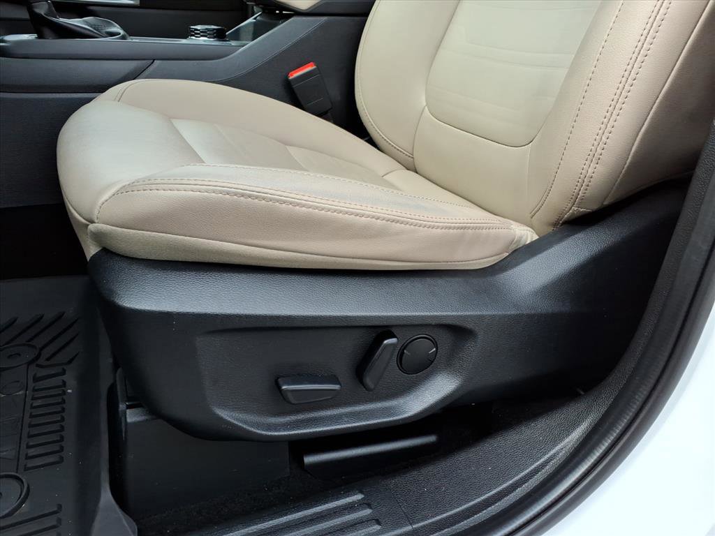 Certified 2025 Ford Ranger Lariat w/ FX4 Off-Road Package image 9