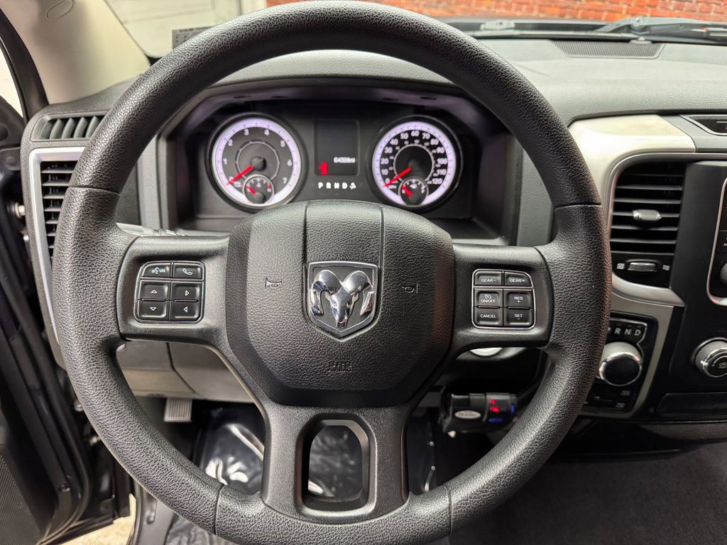 Used 2020 RAM 1500 Classic Warlock AWD/4WD image 14