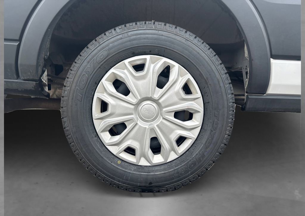 Certified 2024 Ford Transit 350 XLT RWD image 14