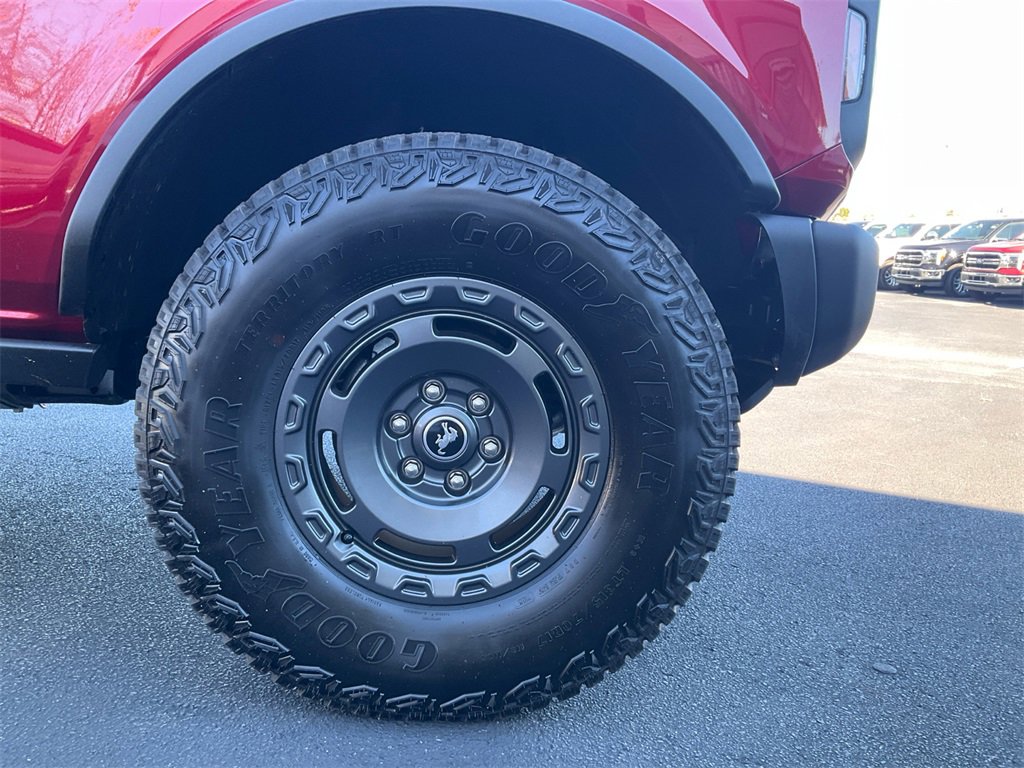 Certified 2025 Ford Bronco Big Bend w/ Black Diamond Package image 17