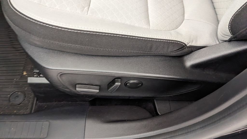 Certified 2023 Ford Escape Active image 27
