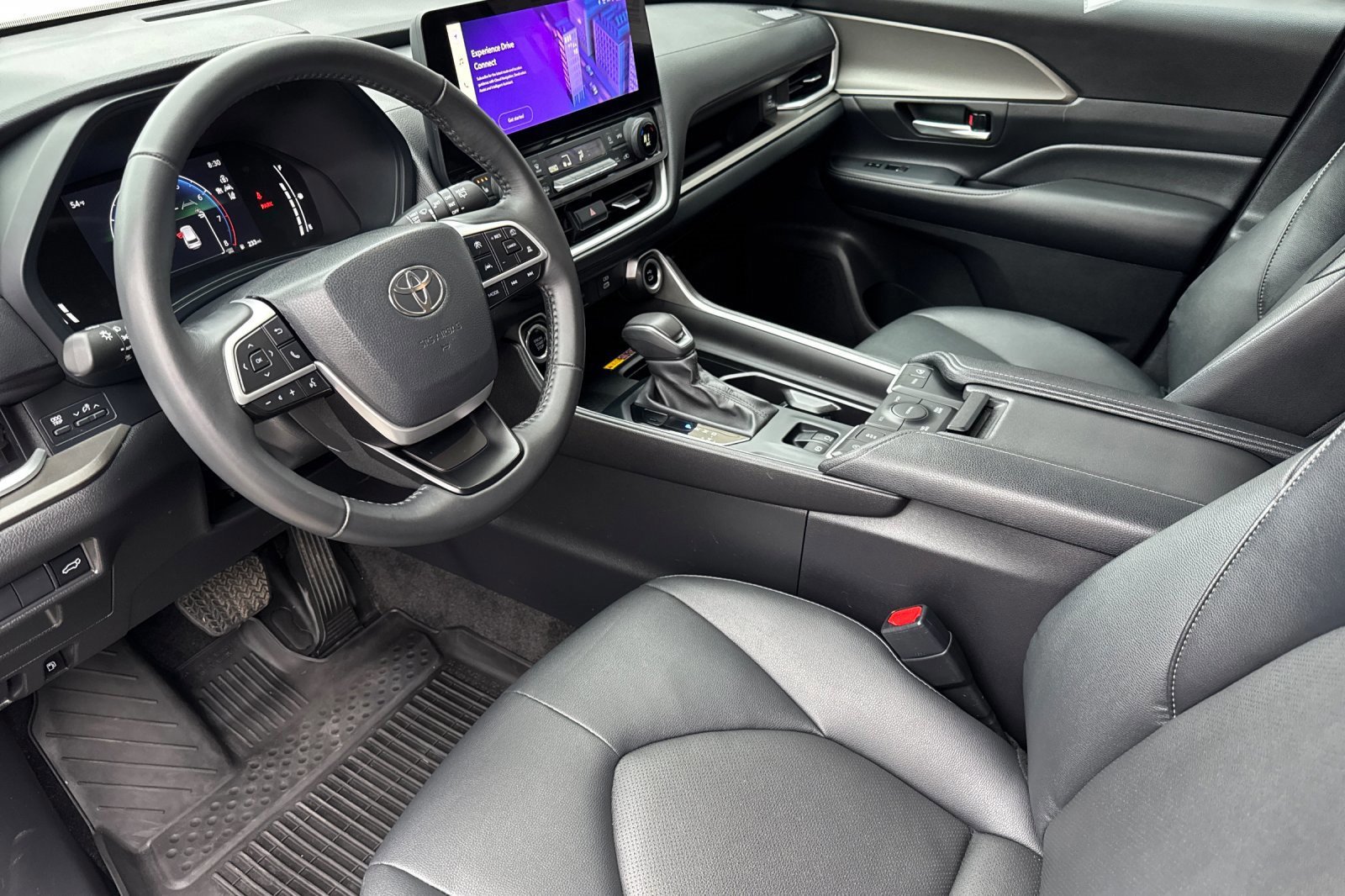 Used 2024 Toyota Grand Highlander AWD image 11