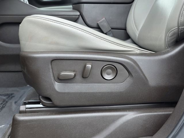 Used 2021 GMC Yukon SLT w/ SLT Premium Package RWD image 14