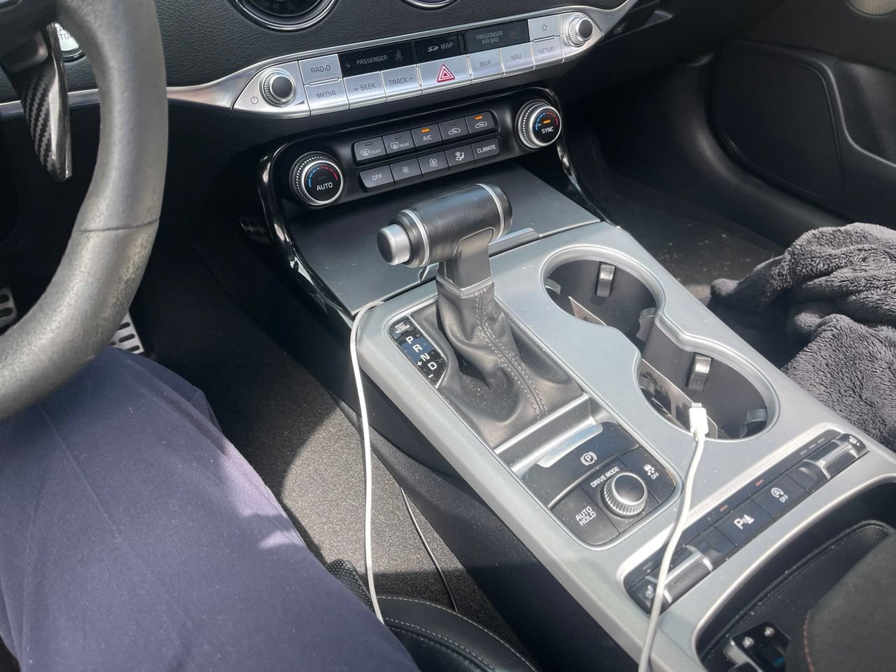 Used 2019 Kia Stinger GTS RWD image 11
