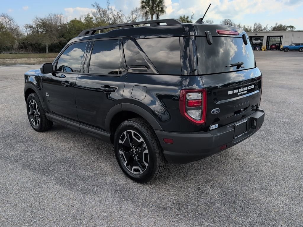 Certified 2022 Ford Bronco Sport Outer Banks w/ Tech Package image 5