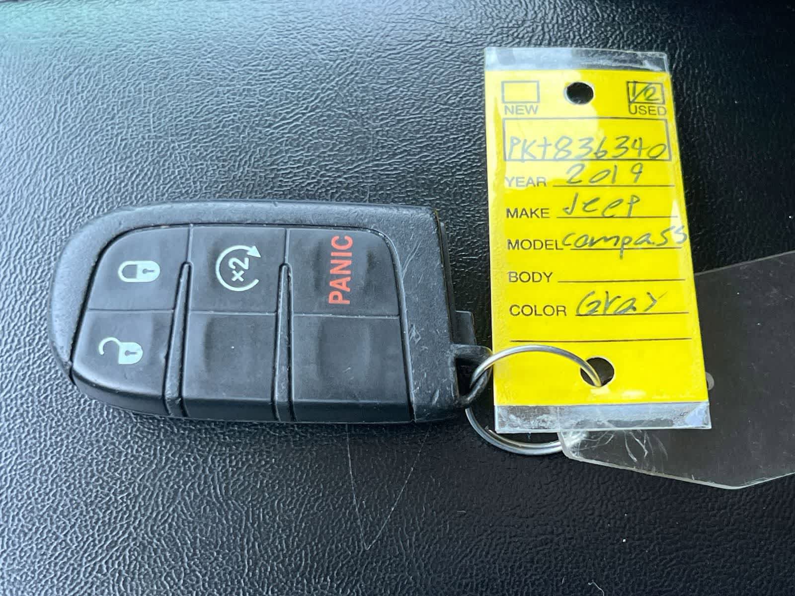 Used 2019 Jeep Compass Latitude FWD image 34