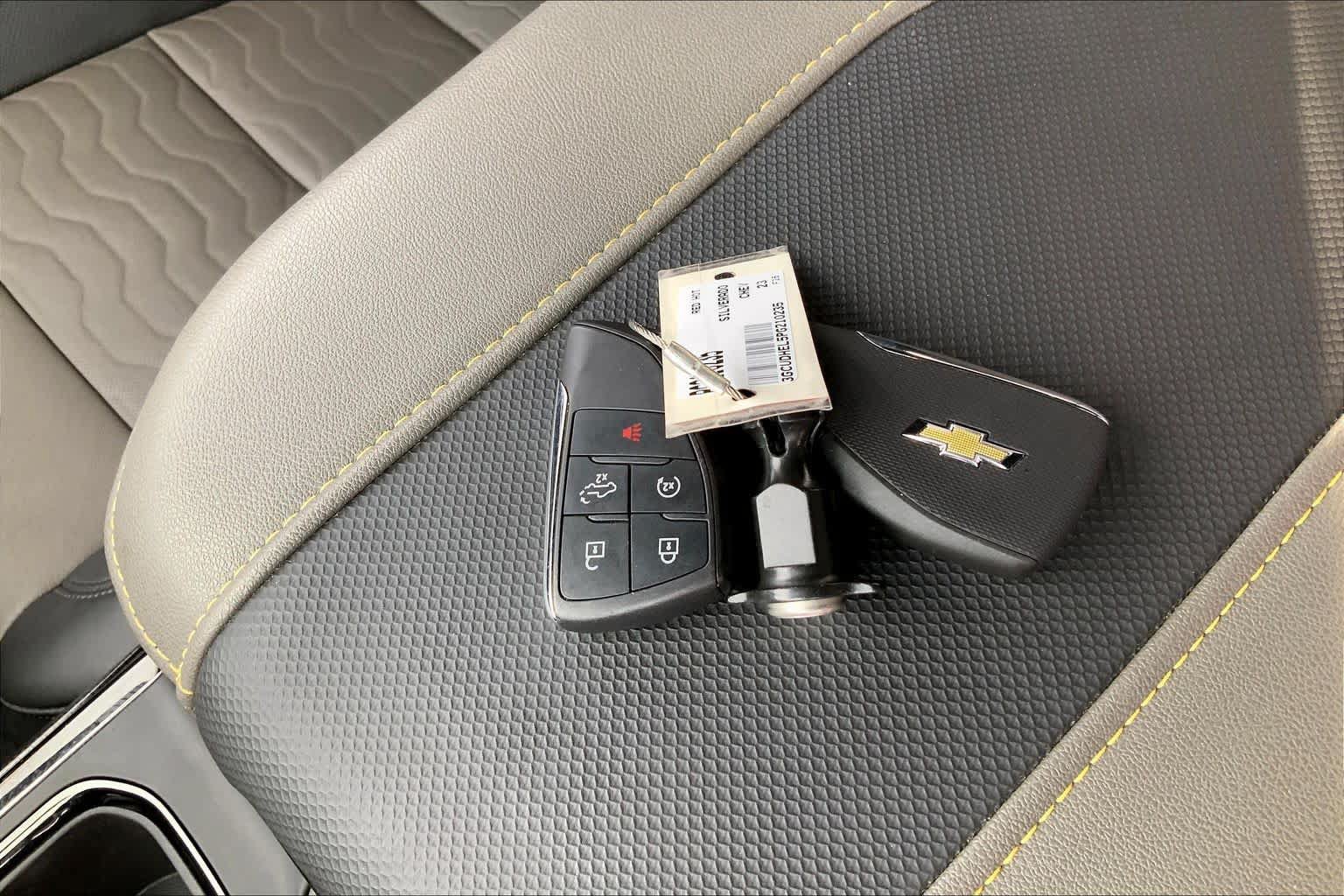 Used 2023 Chevrolet Silverado 1500 ZR2 AWD/4WD image 13