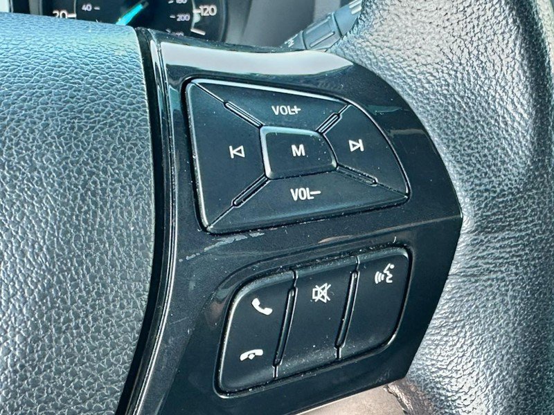 Certified 2017 Ford Explorer XLT FWD image 19