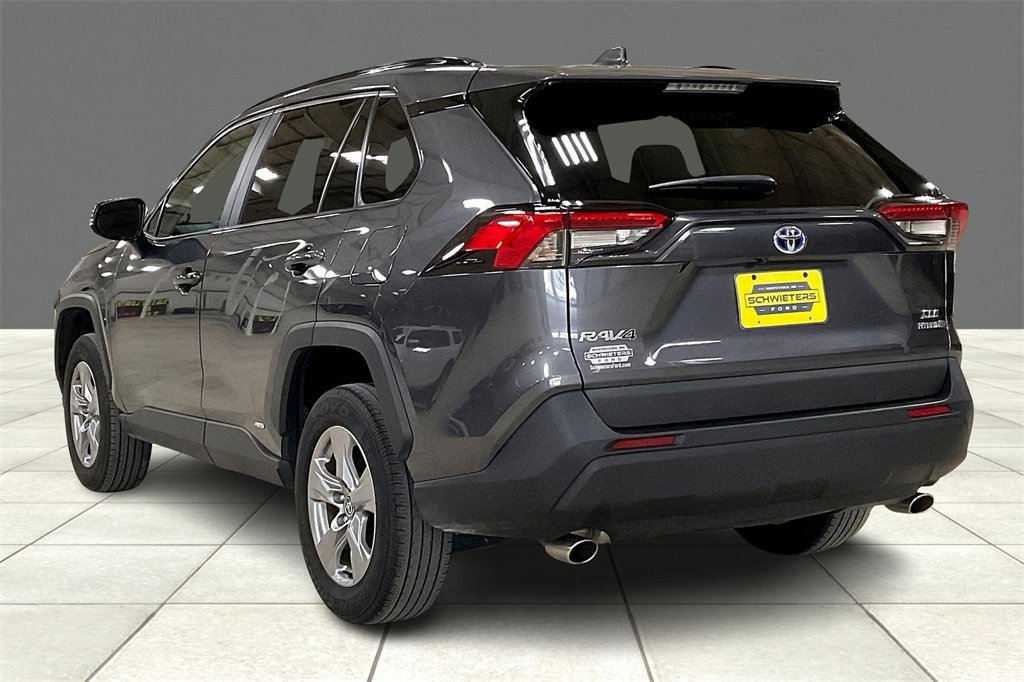 Used 2024 Toyota RAV4 XLE image 2