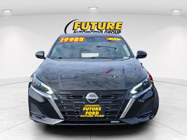 Used 2023 Nissan Altima 2.5 SV w/ SV Premium Package image 5