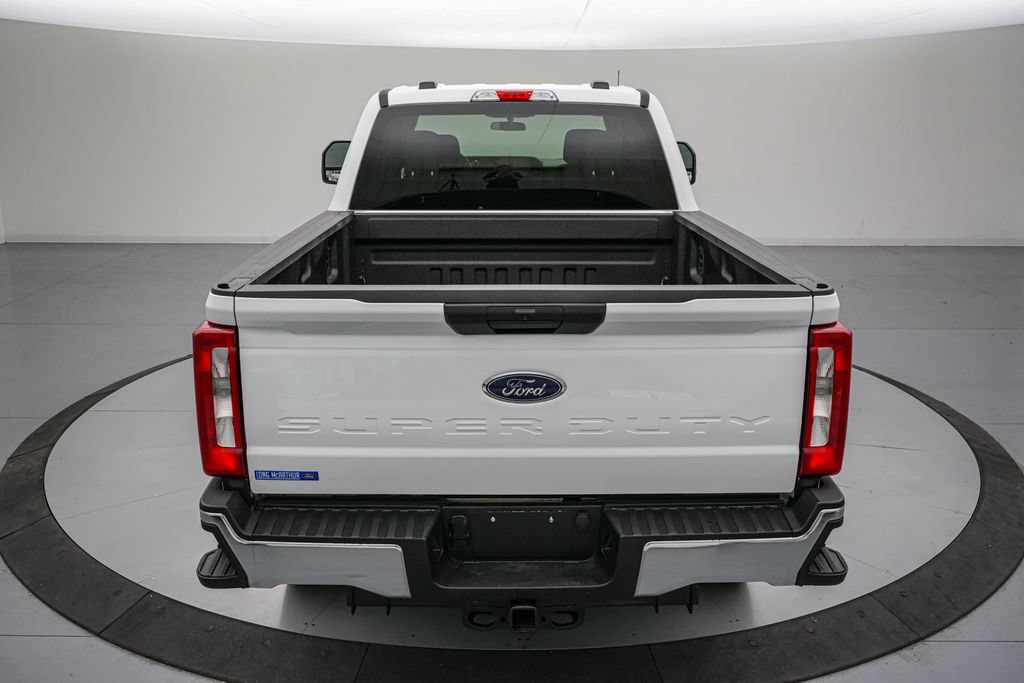 Certified 2026 Ford F250 XLT AWD/4WD image 5