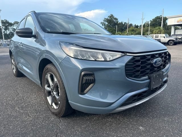 Certified 2024 Ford Escape ST-Line FWD image 4