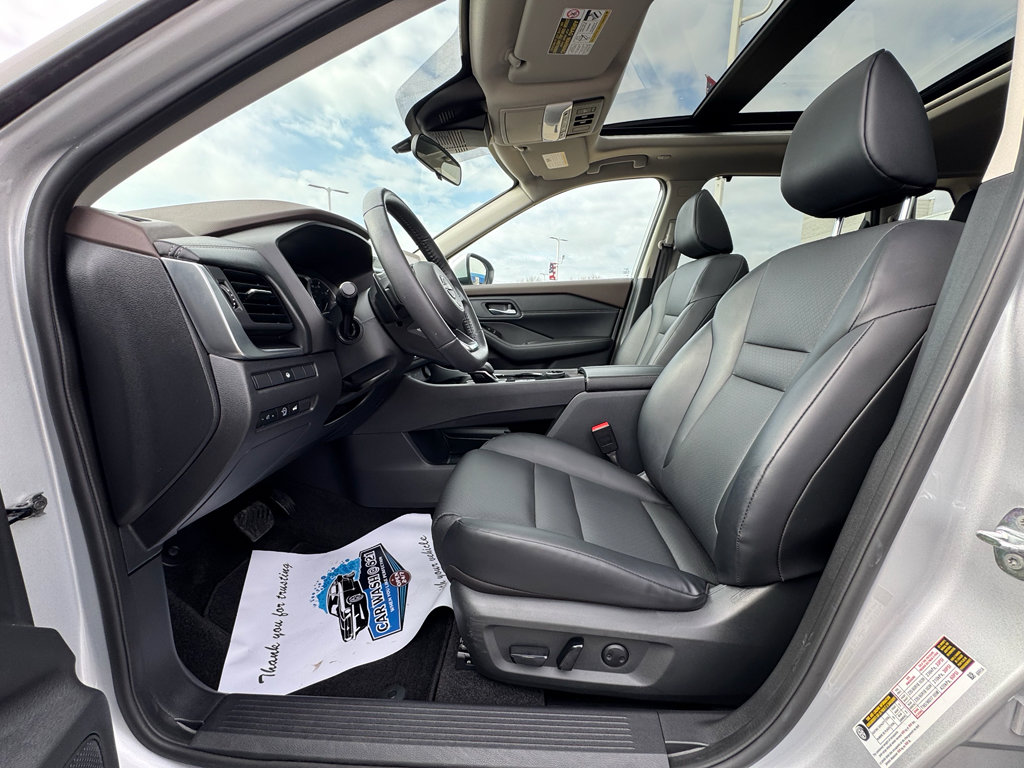 Used 2023 Nissan Rogue SV w/ SV Premium B Package AWD/4WD image 20