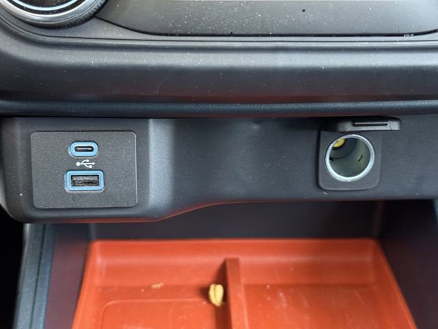 Certified 2024 Ford Maverick XLT image 19