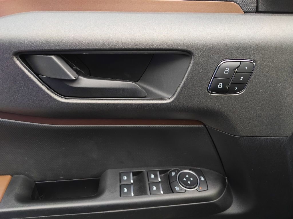 Certified 2025 Ford Bronco Sport Outer Banks w/ Outer Banks Tech Package+ AWD/4WD image 11