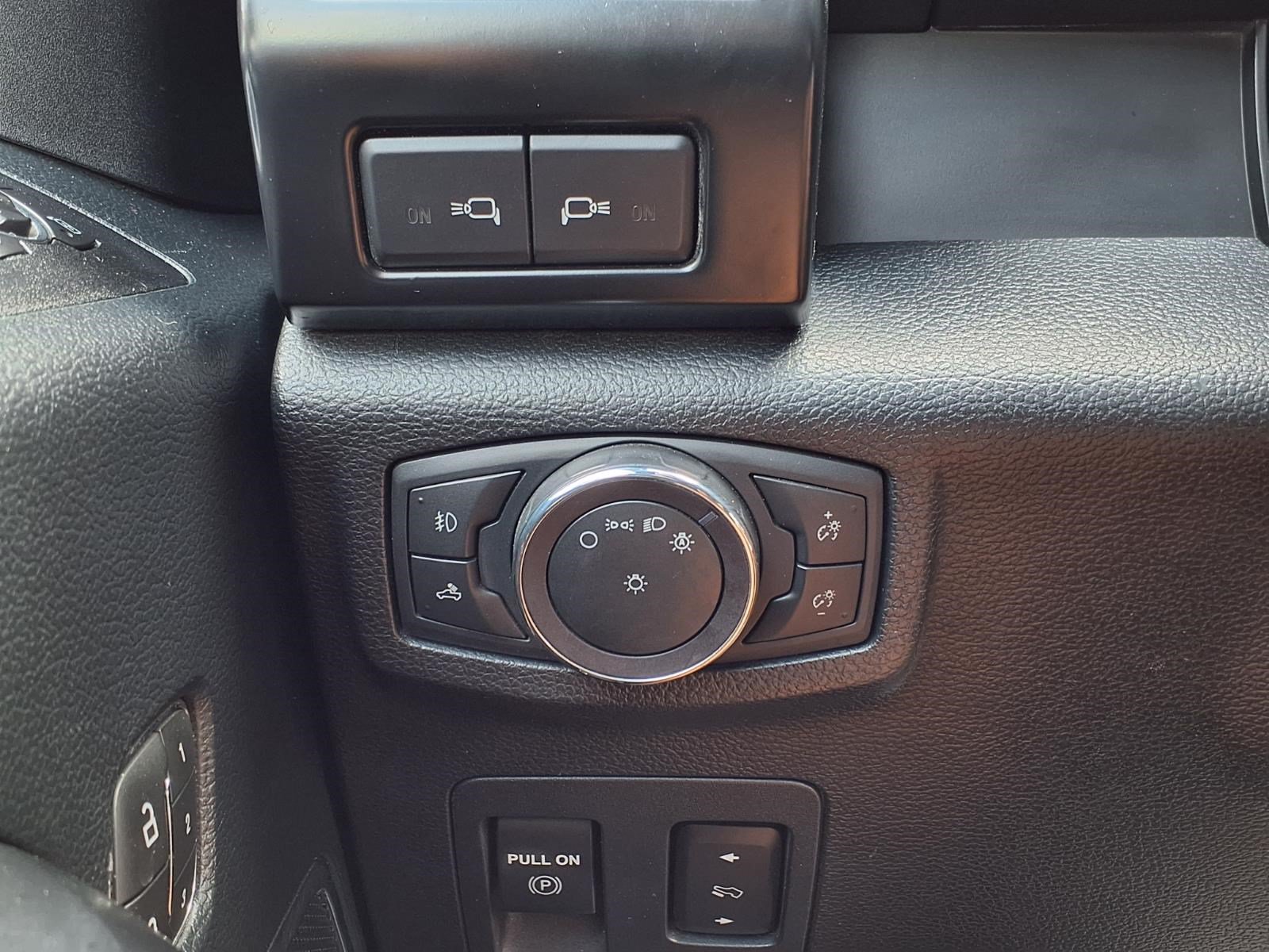 Certified 2019 Ford F150 Lariat w/ Equipment Group 502A Luxury AWD/4WD image 23