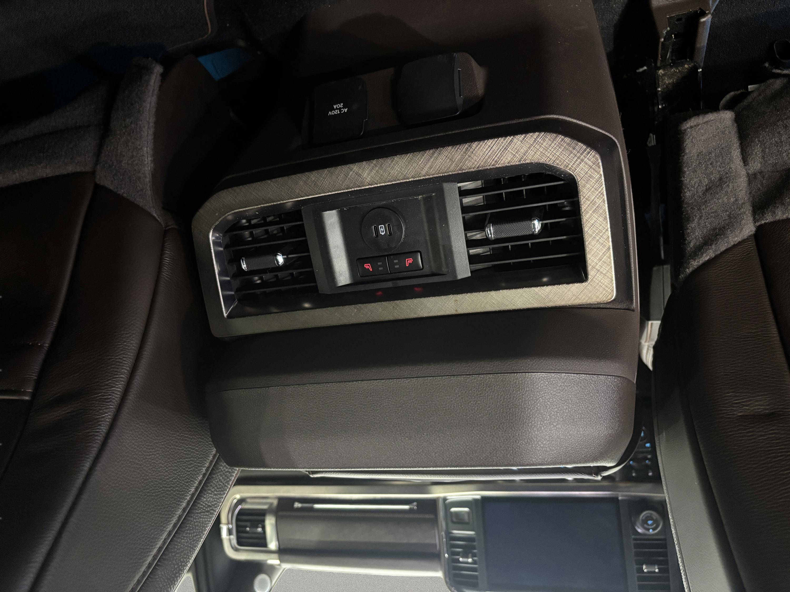 Certified 2024 Ford F350 King Ranch image 15