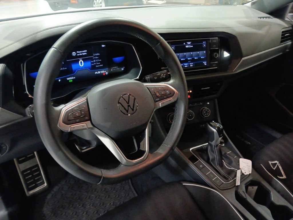 Used 2024 Volkswagen Jetta Sport FWD image 16