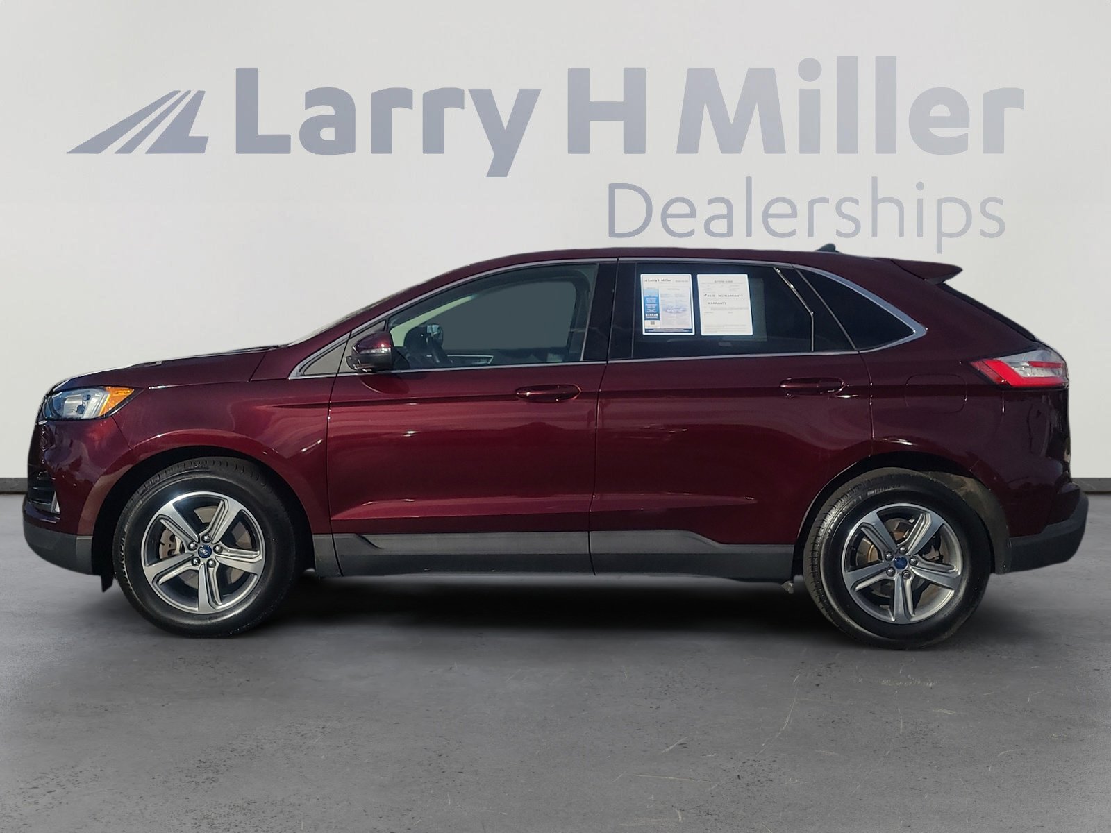 Certified 2020 Ford Edge SEL w/ Convenience Package image 2