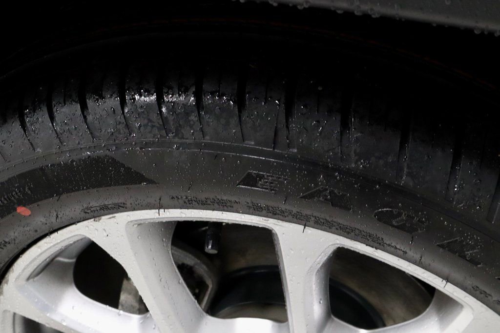 Used 2023 Jeep Compass Latitude image 19