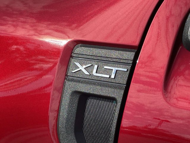 Certified 2026 Ford Maverick XLT w/ XLT Luxury Package FWD image 10
