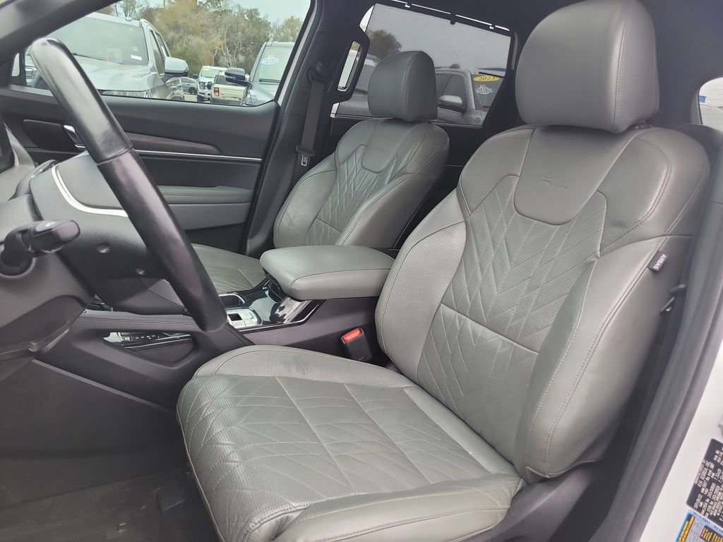 Used 2023 Kia Telluride SX X-Line image 16
