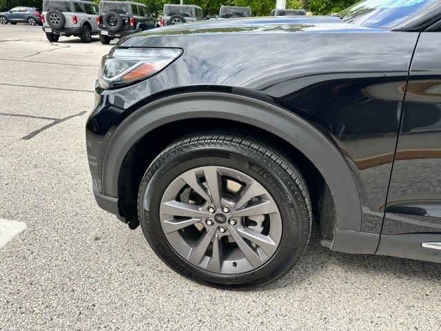 Certified 2025 Ford Explorer Active w/ Active Comfort Package AWD/4WD image 69