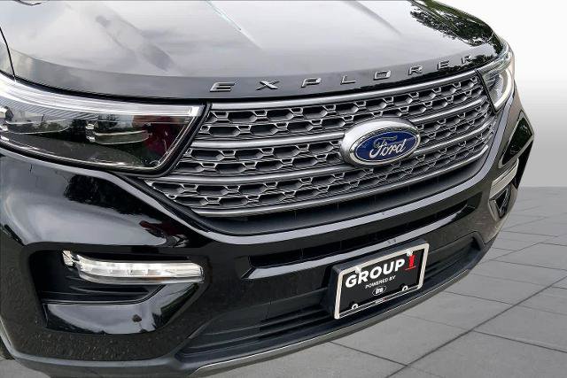 Certified 2022 Ford Explorer XLT w/ Equipment Group 202A AWD/4WD image 32