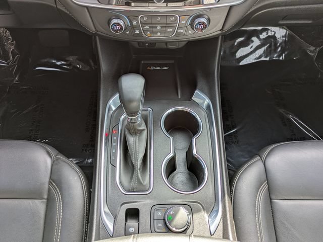 Used 2023 Chevrolet Traverse LT FWD image 19