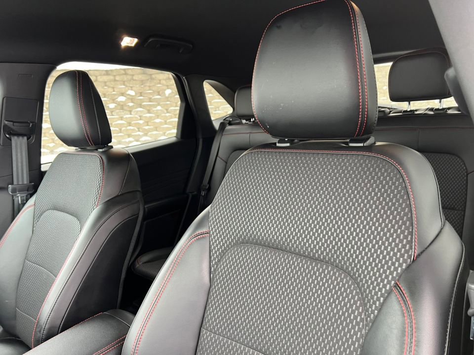 Certified 2023 Ford Escape ST-Line w/ Tech Pack #1 image 16