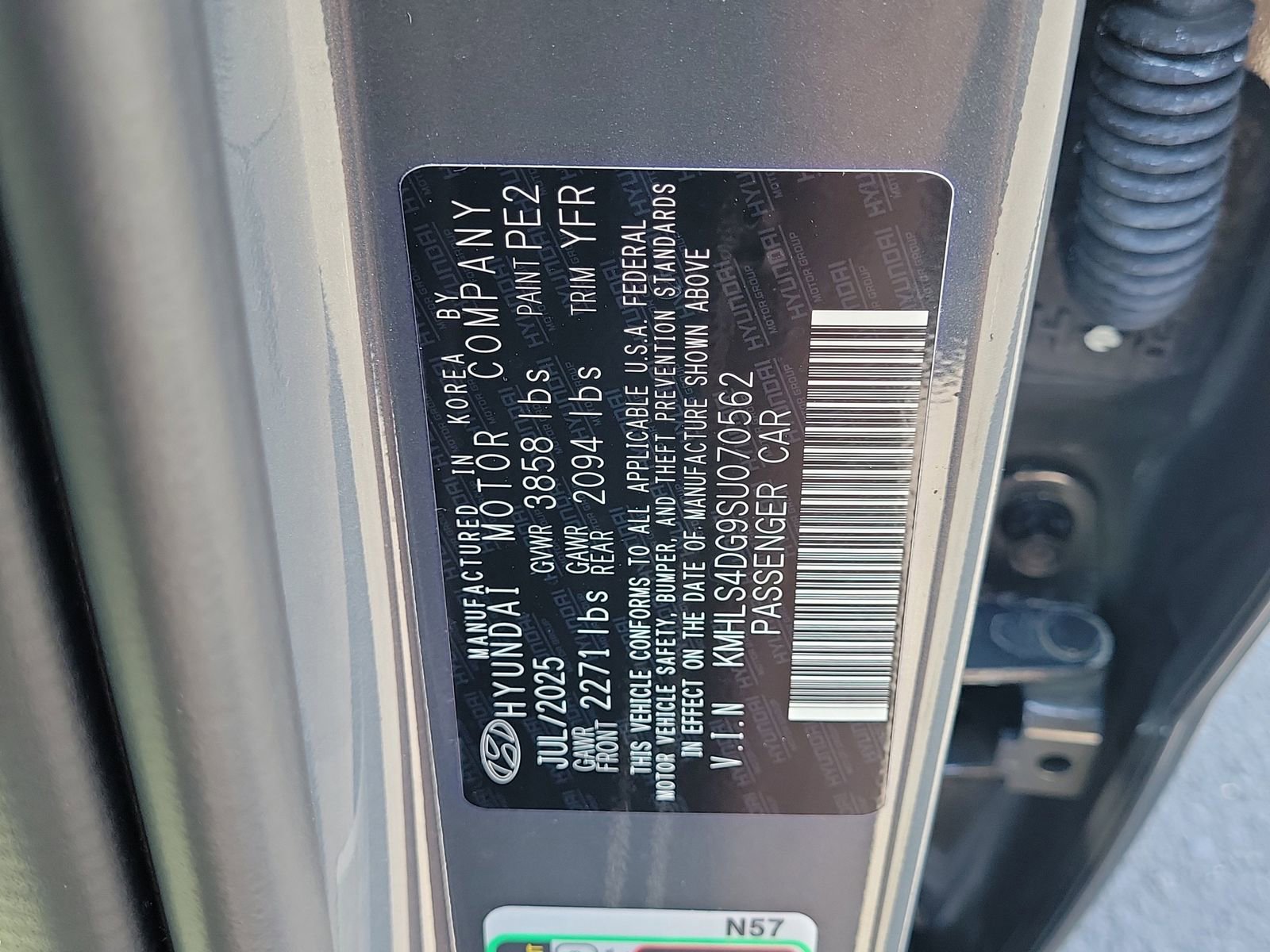 Used 2025 Hyundai Elantra SEL FWD image 30