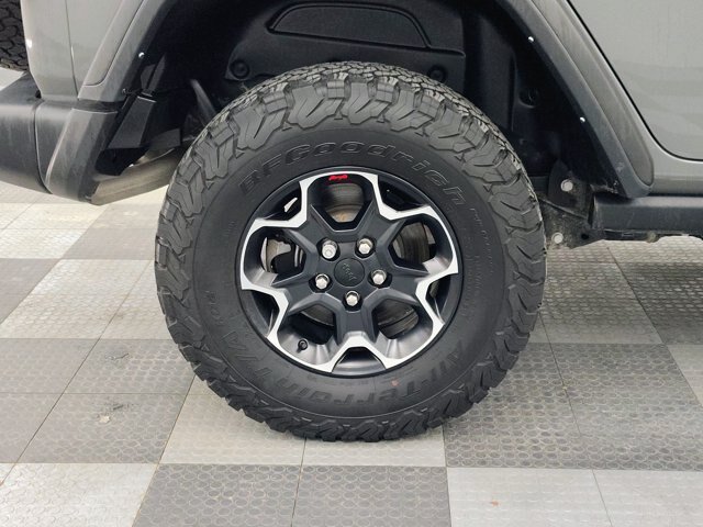 Used 2023 Jeep Wrangler Unlimited Rubicon w/ Cold Weather Group AWD/4WD image 12