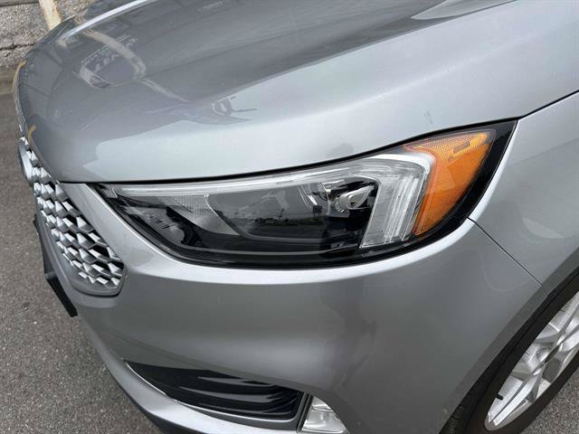 Certified 2023 Ford Edge SEL w/ Convenience Package AWD/4WD image 5