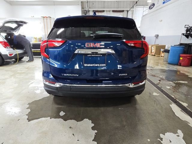 Used 2021 GMC Terrain SLT w/ Infotainment Package II image 4