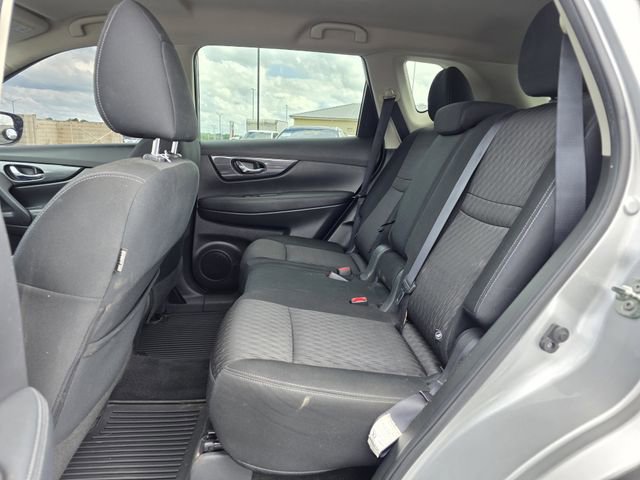 Used 2019 Nissan Rogue SV FWD image 16