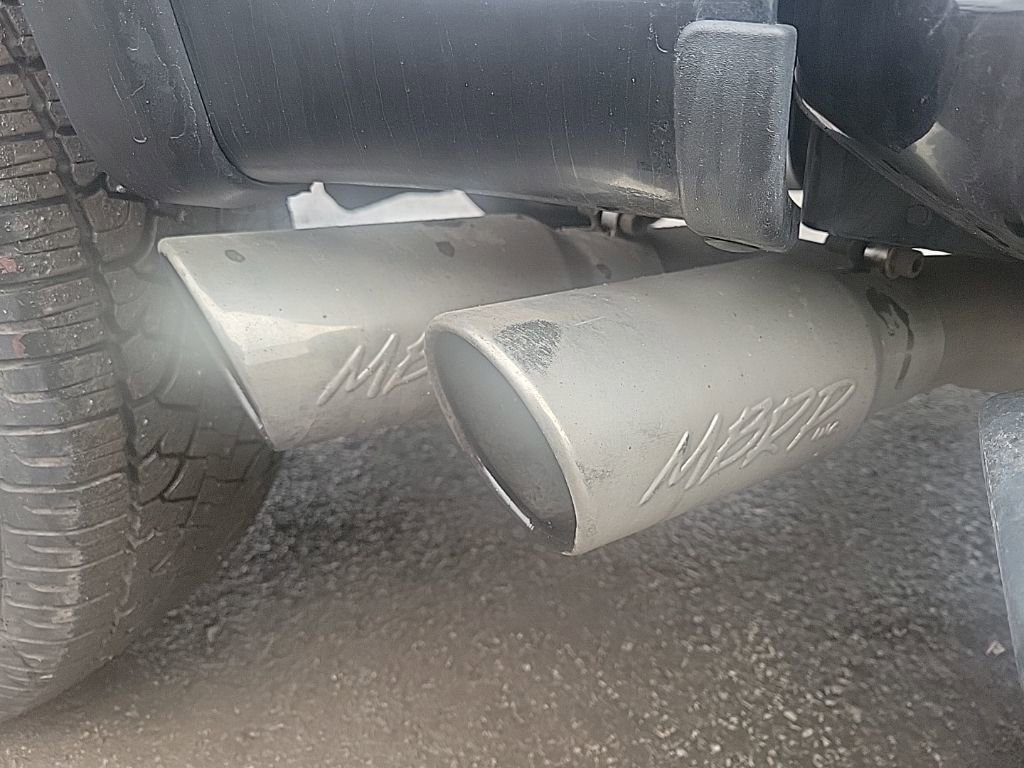 Certified 2019 Ford F150 XLT w/ Equipment Group 302A Luxury image 11